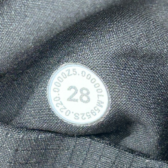 Lululemon Commission Pants Slim Light Men Sz 28x33 Black Preppy - Picture 3 of 9